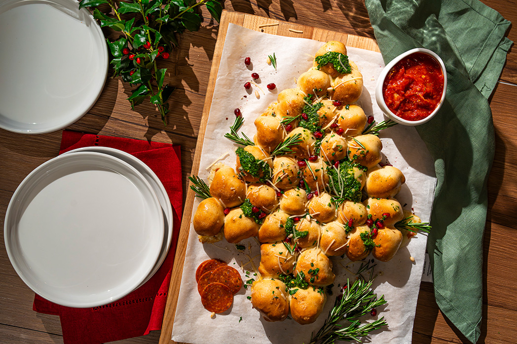 Pull-Apart Christmas Tree Bread